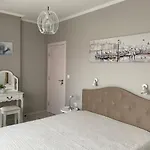 Apartment In Complex Panorama *