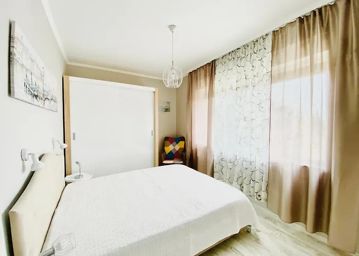 In Complex Panorama Τσερνομόρετς