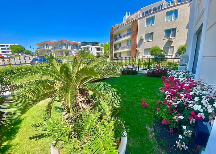 Διαμέρισμα In Complex Panorama Τσερνομόρετς